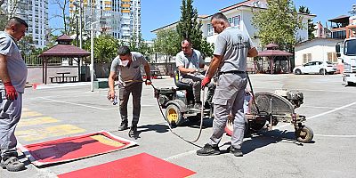 Kepez’den 90 okula sosyal belediyecilik hizmeti