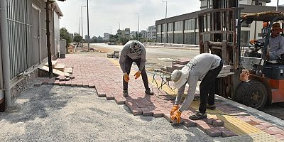 Kepez’den Aydoğmuş Mahallesi’nde kaldırım çalışması