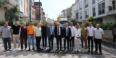 Kepez’den Barış Mahallesi’ne sıcak asfalt