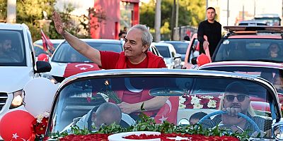 Kepez’den Cumhuriyet’in 101. Yılına özel kortej