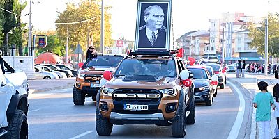 Kepez’den Cumhuriyet’in 101. Yılına özel kortej