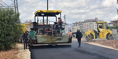 Kepez’in 2 mahallesine sıcak asfalt  