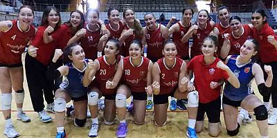 Kepez’in file sultanları evinde galip