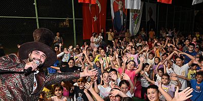 Kepez’in parklarında eğlence devam ediyor