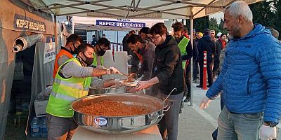 Kepez’in Sahra Mutfaklarından günde 20 bin kişiye sıcak yemek  