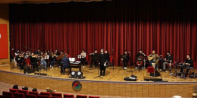 Kepez’in Senfoni Orkestrası TRT Türkü’de