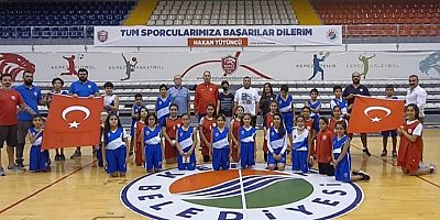 Kepez’in sporcuları, Cumhuriyet Bayramı’nı spor etkinlikleriyle kutladı