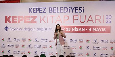 Kepez Kitap Fuarı’nda ‘Cumhuriyet’in İlk Sabahı’na duygusal yolculuk