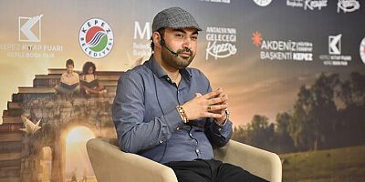 Kepez Kitap Fuarı’nda Matematik Olimpiyat Şampiyonu Halil Alp Yaldız’dan matematiği başarma tüyoları