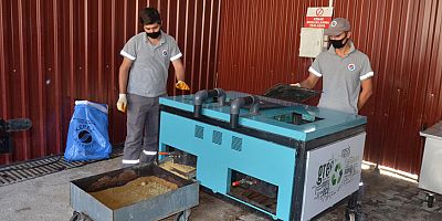 Kepez, sokaktaki canlarımızın mamalarını da üretiyor