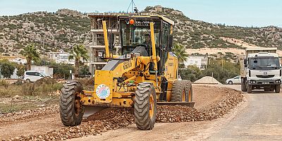 Kepez tek araçlık yolu genişletti