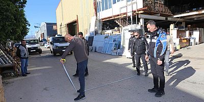 Kepez Zabıtası’ndan Hurdacılar Sitesi’ne denetim