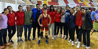 Kepezli güreşçi  Türkiye şampiyonu