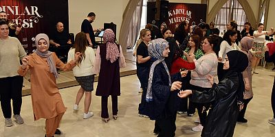 Kepezli kadınlar gönüllerince eğlendi