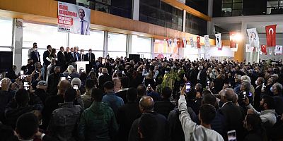 Kılıçdaroğlu Antalya'daki Vanlılarla buluştu