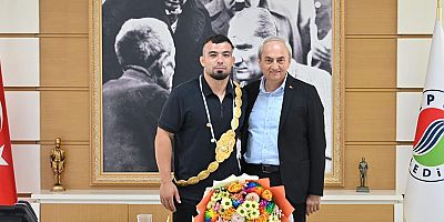 Kırkpınar Başpehlivanı Zeybek’ten, Başkan Kocagöz’e ziyaret