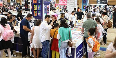 Kitap tutkunları Kepez Kitap Fuarı’na akın etti