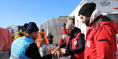 Kızılay gönüllülerinin kısa öyküleri