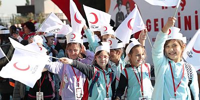 Kızılay Haftası tüm Türkiye'de coşkuyla kutlandı