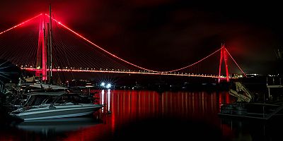 Kızılay’ın 157. Kuruluş Yıldönümünde Simgesel Yapılar Kırmızıya Büründü