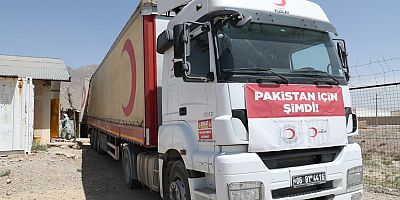 Kızılay Pakistan'a yardımlarına devam ediyor