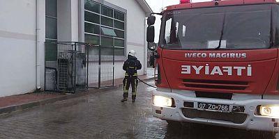 Klima motorunda çıkan yangın söndürüldü