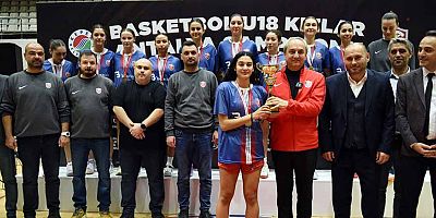 Kocagöz’den şampiyonlara özel tebrik