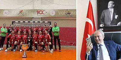 Kocagöz’den yıldız kızlara moral: Şampiyon Kepez!