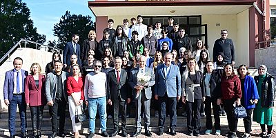 Kocagöz öğrencilerle buluştu