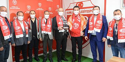 Köleoğlu'ndan Kumluca Belediyespor Kulübü Yönetimi'ne ziyaret