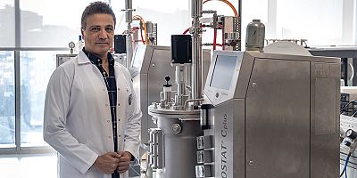 “Kolon Kanserinde Yeni Çağ: Tümör Laboratuvarda Kopyalanıyor, En Etkili İlaç Kopya Üzerinde Denenerek Hastaya Veriliyor”