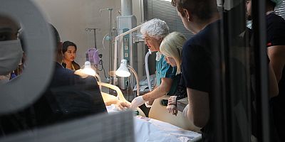 Kolu ve Bacağı Kopan Hastalar 10 Saatte Aynı Anda Ameliyat Edildi