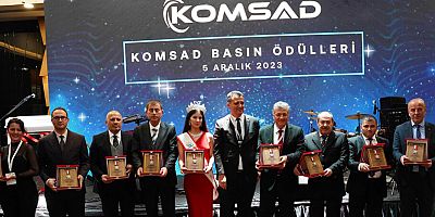 KOMSAD başarılı gazetecileri ödüllendirdi