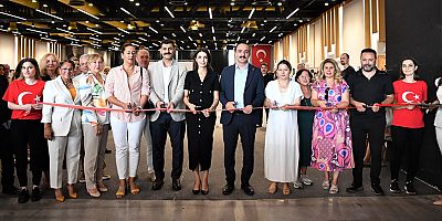 KONSEM'de defileli açılış