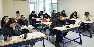 Konyaaltı Belediyesi Etüt Merkezi'nde eğitime ara yok