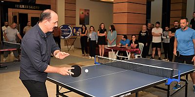 Konyaaltı Belediyesi'nde Masa Tenisi Turnuvası Başladı
