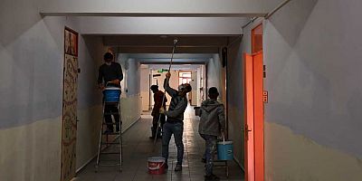 Konyaaltı Belediyesi’nden okullara bakım-onarım 