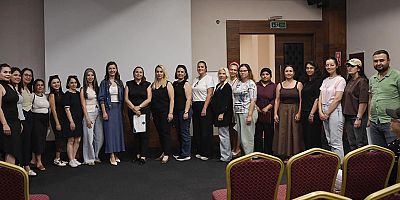 Konyaaltı Belediyesi'nden velilere ilkokula uyum semineri
