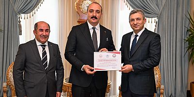 Konyaaltı Belediyesi Türkiye birinciliğini korudu