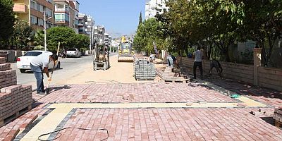 Konyaaltı’nda asfalt, kaldırım ve otopark… 