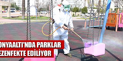 Konyaaltı'nda parklar dezenfekte ediliyor