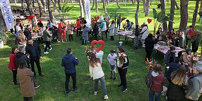 Konyaaltı'nda sevgiyi tasarladılar