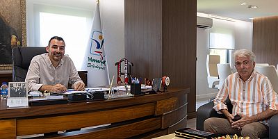 Korkuteli Belediyesi'nden Başkan vekili Çiçek'e ziyaret