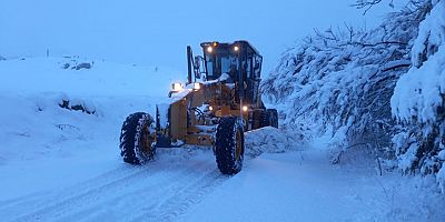 Korkuteli karla mücadelede hız kesmiyor