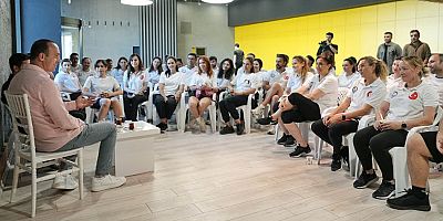 Kotan'dan yüzleri güldüren moral ziyareti