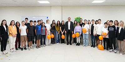 Kotan Kız Çocukları Günü'nde gençleri yalnız bırakmadı