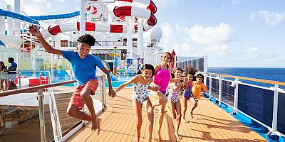 Kruvaziyer ile gelen yolcu 7 kat daha harcıyor