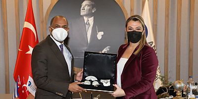 Küba Büyükelçisi’nden Büyükşehir’e ziyaret