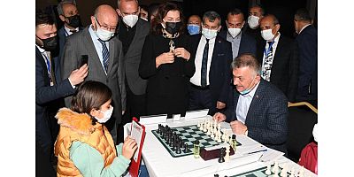 Küçükler ve Yıldızlar Satranç Şampiyonası Antalya'da başladı
