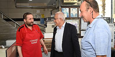 Kumluca Belediye Başkanı Mesut Avcıoğlu, Ahilik Haftası’nda Esnafları Ziyaret Etti